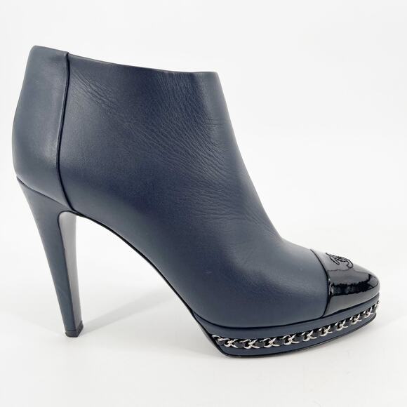 Chanel EU 38 Navy Leather Ankle Boots Patent Cap Toe Chain Platform Booties - Picture 2 of 14